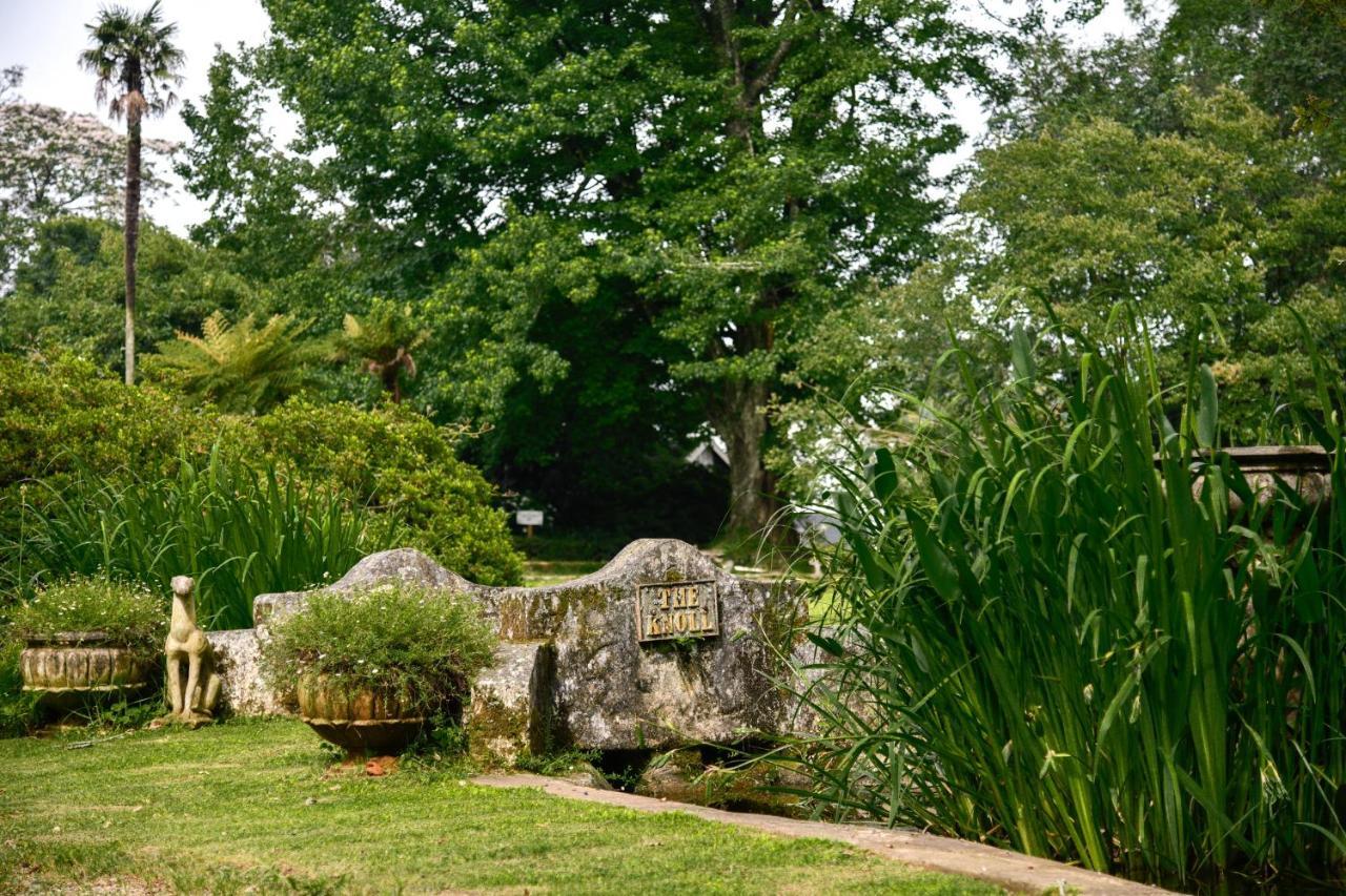 The Knoll Historic Guest Farm Hilton Exterior foto